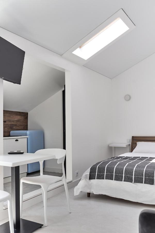 White Door Apartments Mansard Heart Of Odessa 2 エクステリア 写真