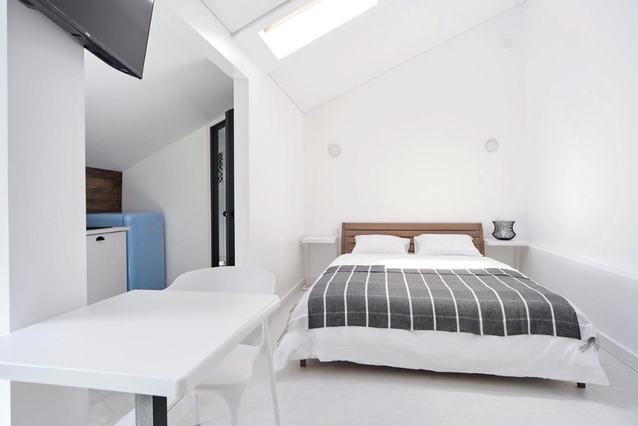 White Door Apartments Mansard Heart Of Odessa 2 エクステリア 写真